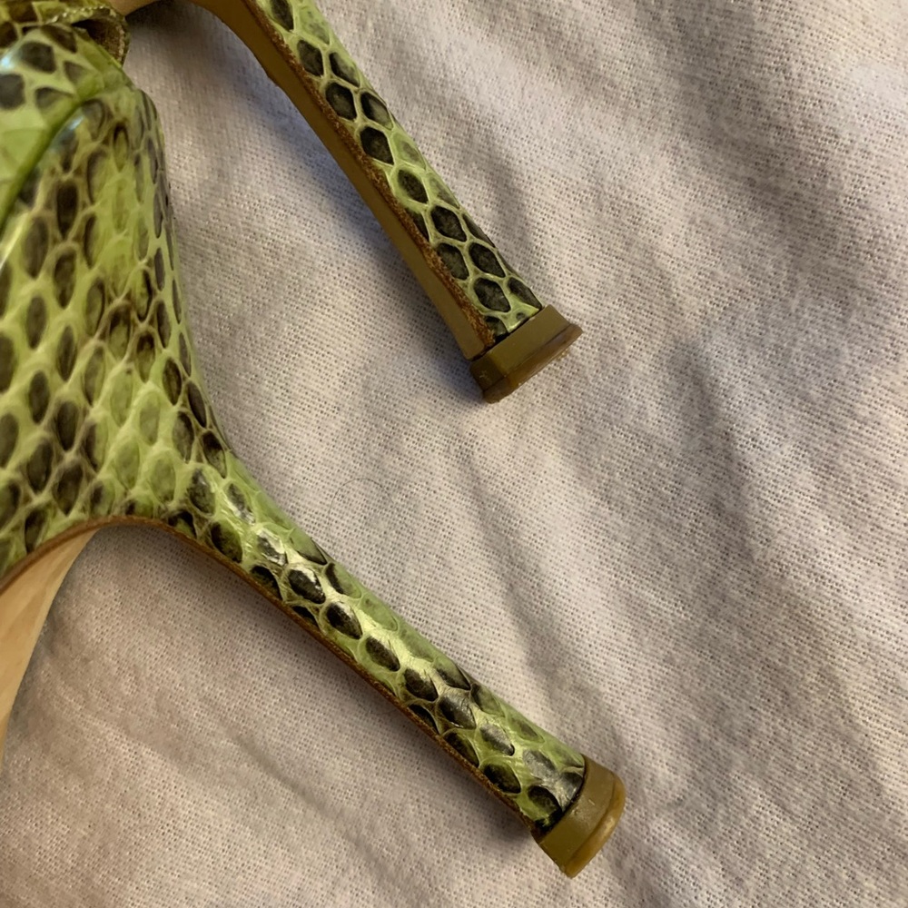 Jimmy Choo Cream Shopping Bag with Ribbon - Picture 6 of 11